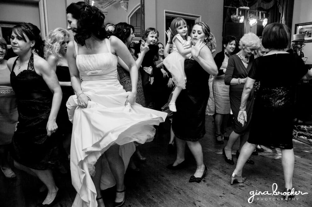 64.Relaxed.Rustic.Wedding.Dance.Party