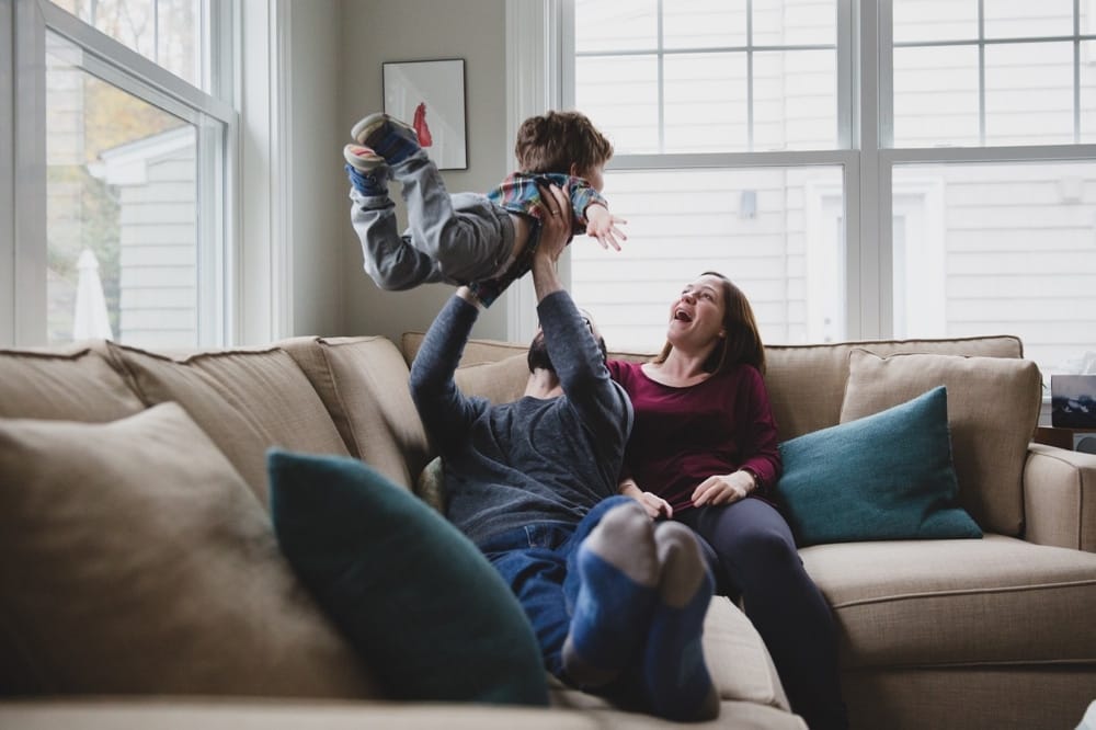 21.photojournalistic.in.home.family.session